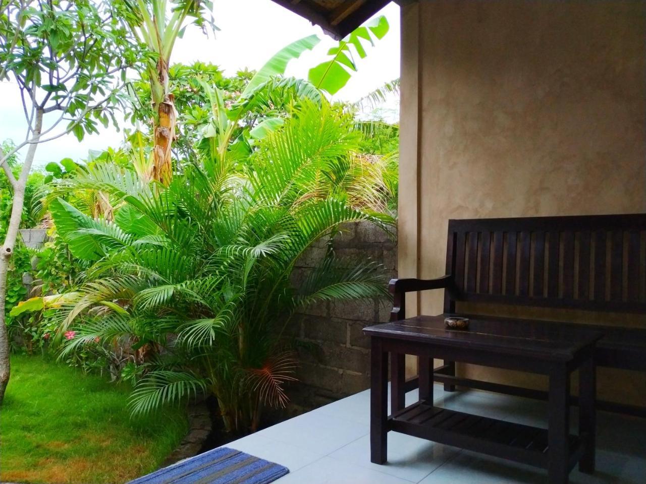 Angga Guest House เปมูเตรัน ภายนอก รูปภาพ